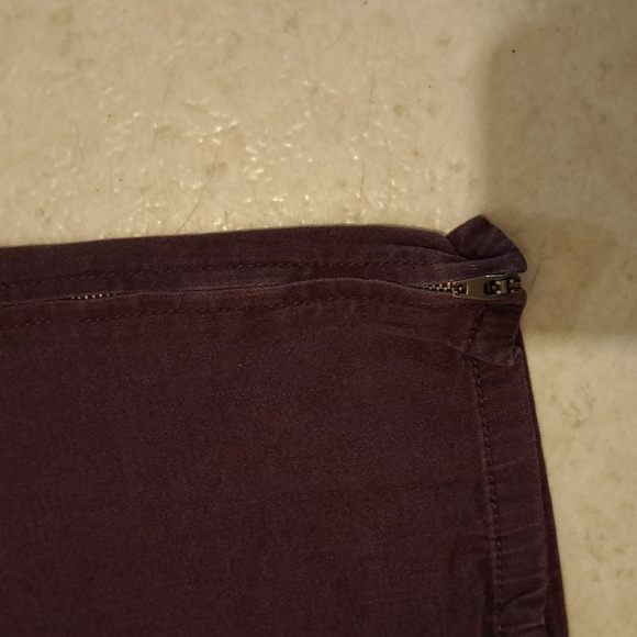 Skinny Jeans. Woman, Wine color, Size 15 - Picture 8 of 10